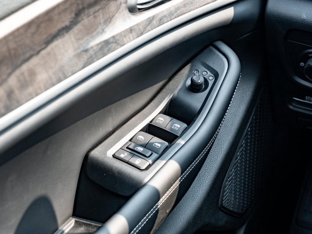 2026 Jeep Grand Cherokee Limited Photo
