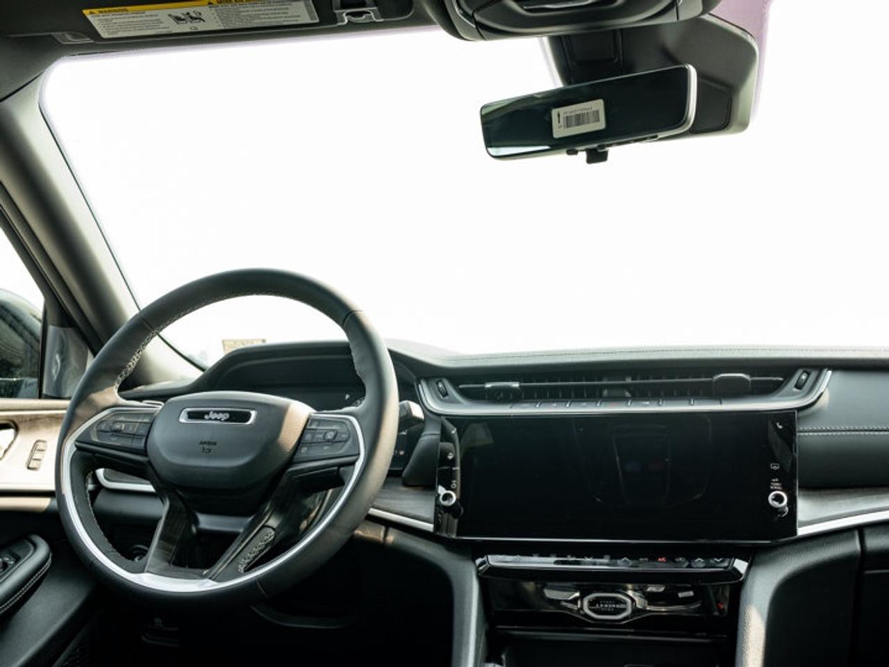 2026 Jeep Grand Cherokee Limited Photo