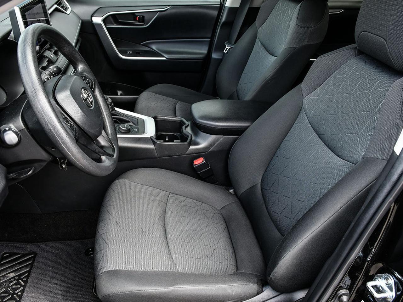2023 Toyota RAV4  Photo