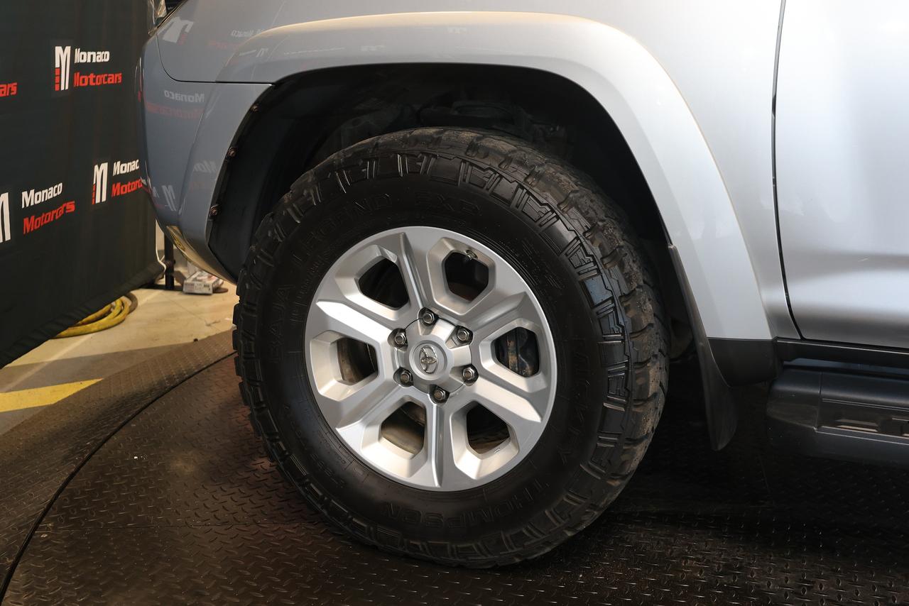 2018 Toyota 4Runner SR5 Premium - 7 SEATER|LEATHER|SUNROOF|CAMERA|NAVI Photo