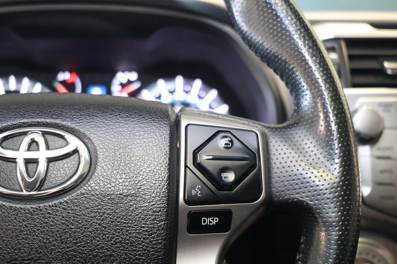 2018 Toyota 4Runner SR5 Premium - 7 SEATER|LEATHER|SUNROOF|CAMERA|NAVI Photo
