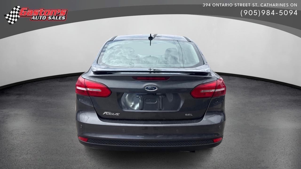 2017 Ford Focus SEL Photo