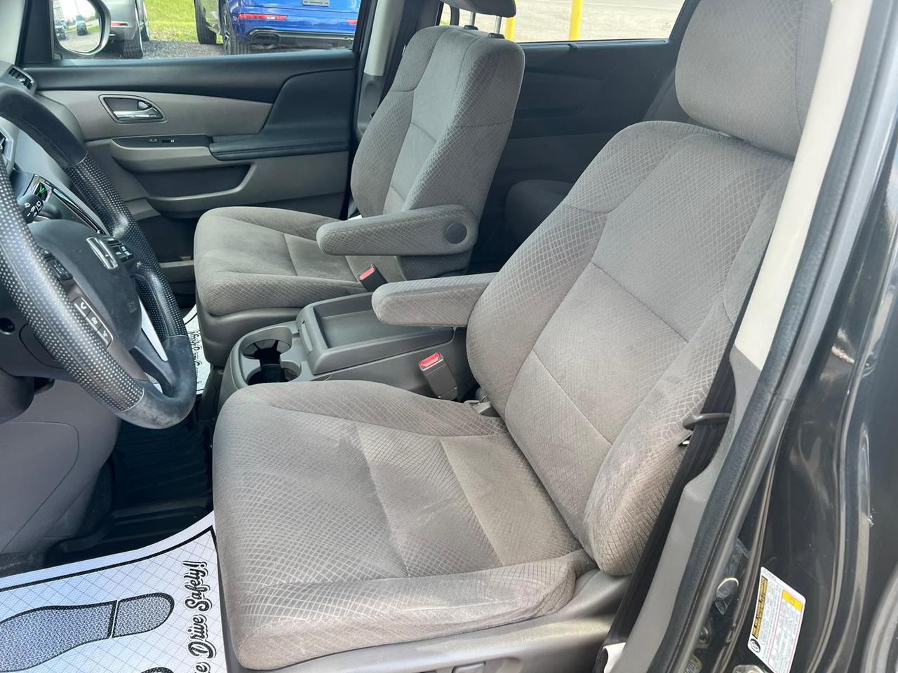 2017 Honda Odyssey EX Photo