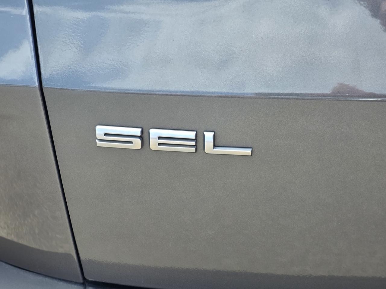 2022 Ford Escape SEL AWD Photo