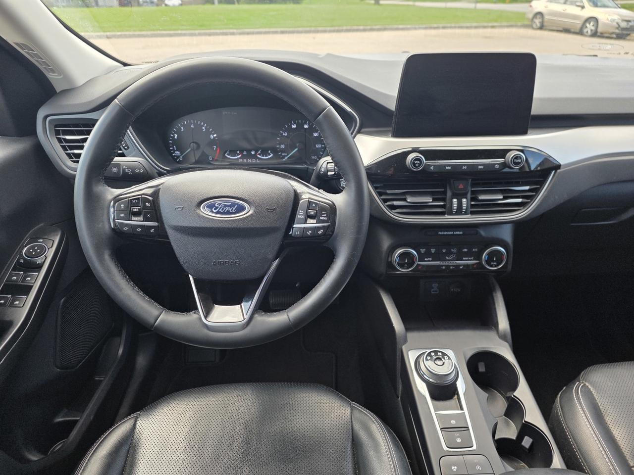 2022 Ford Escape SEL AWD Photo