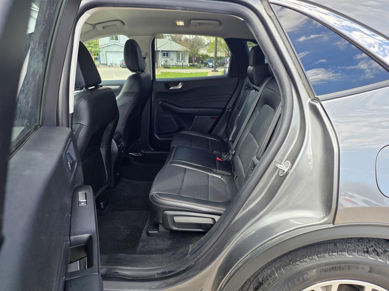 2022 Ford Escape SEL AWD Photo