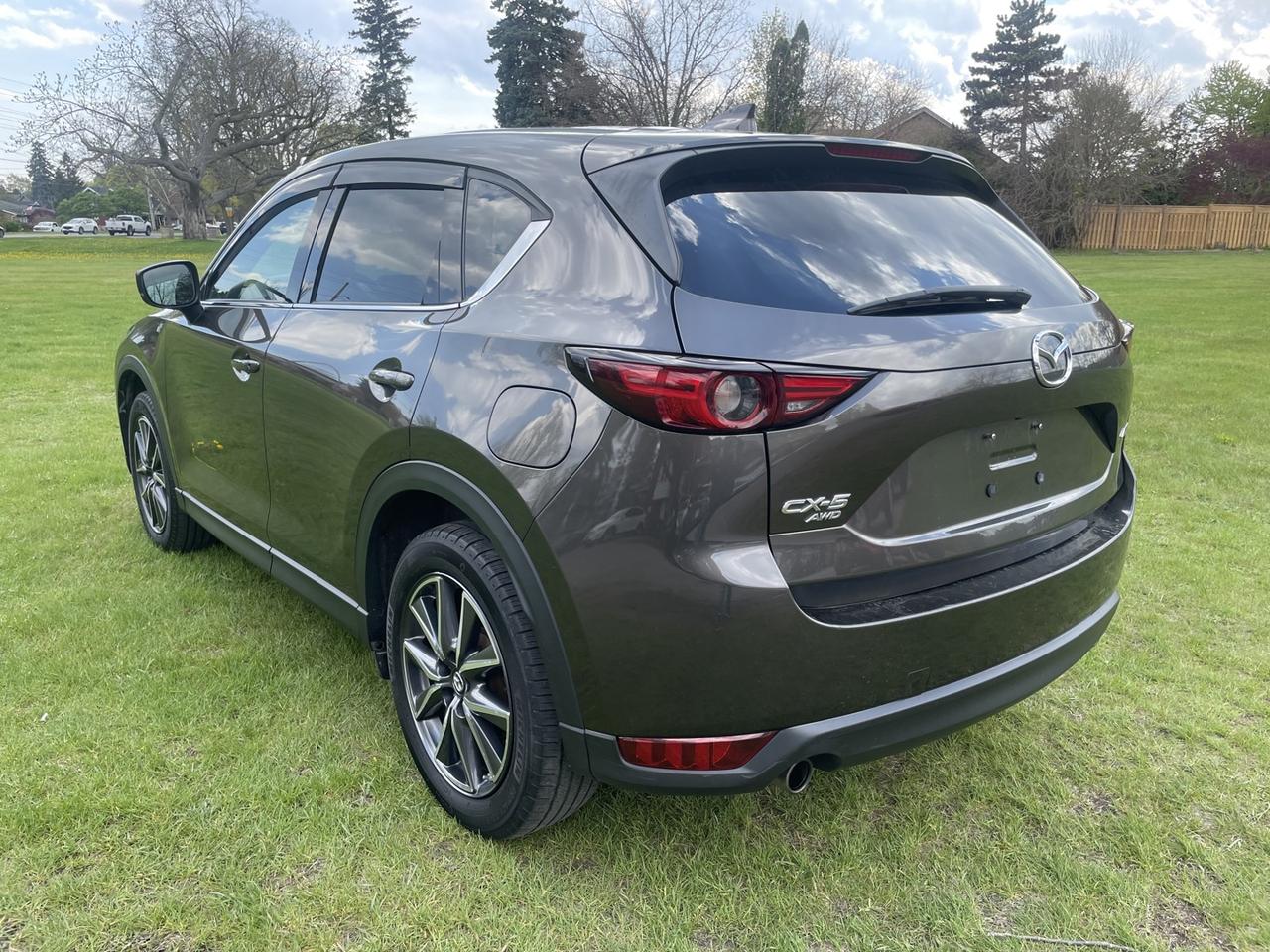 2017 Mazda CX-5 GT AWD *Clean Carfax Photo3