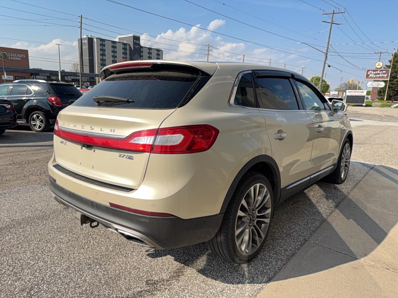 2016 Lincoln MKX Reserve Photo3
