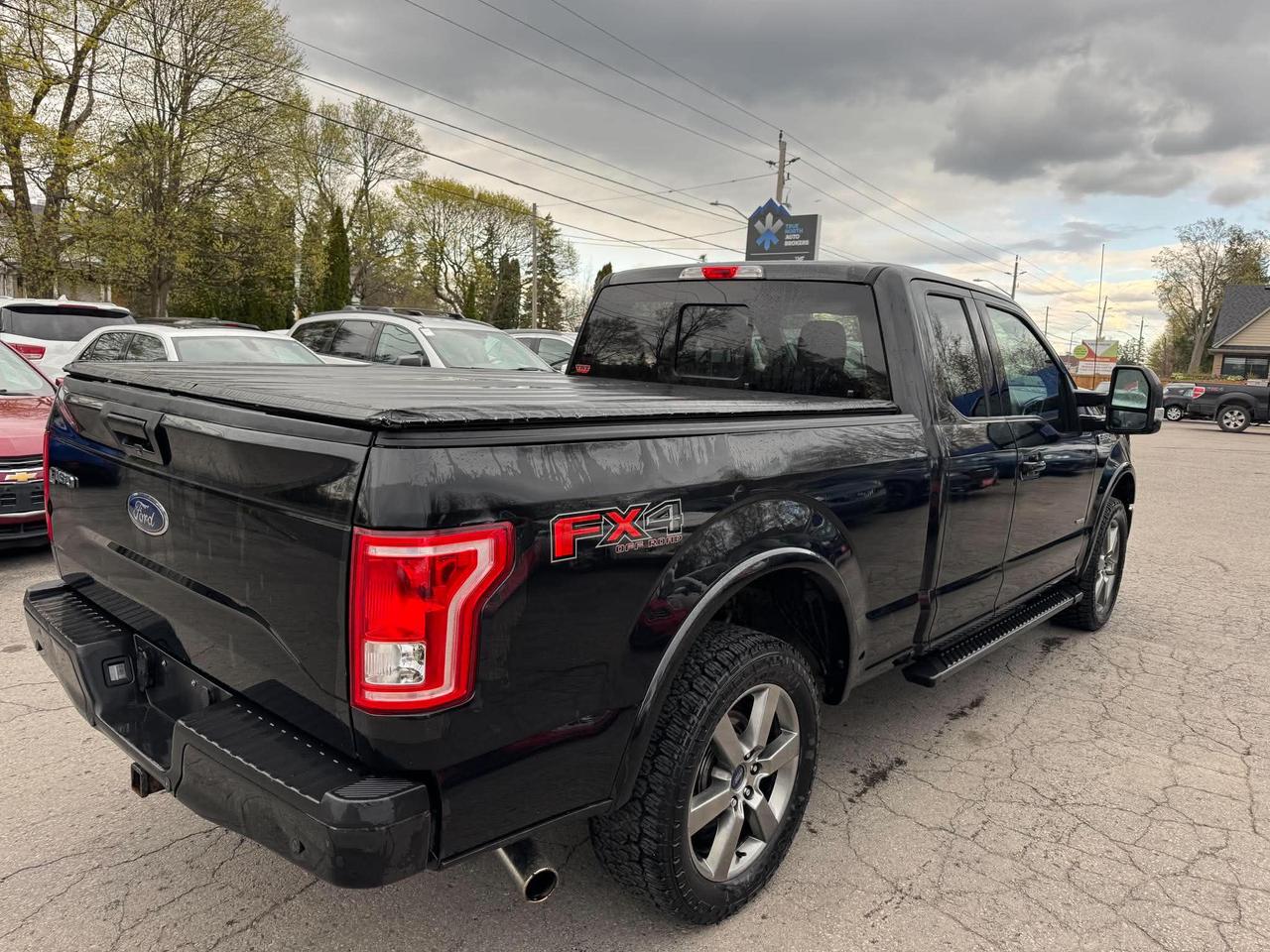 2015 Ford F-150 XLT Photo