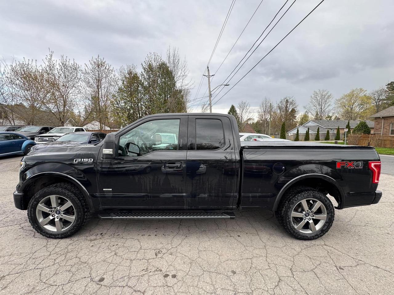 2015 Ford F-150 XLT Photo3