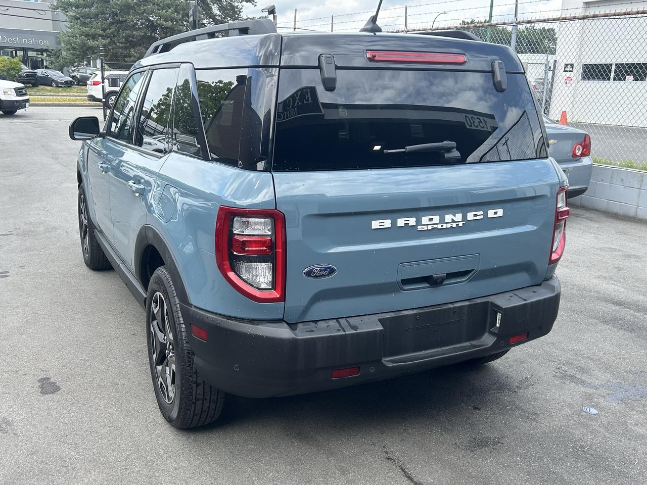 2022 Ford Bronco Sport Outer Banks - Photo #3