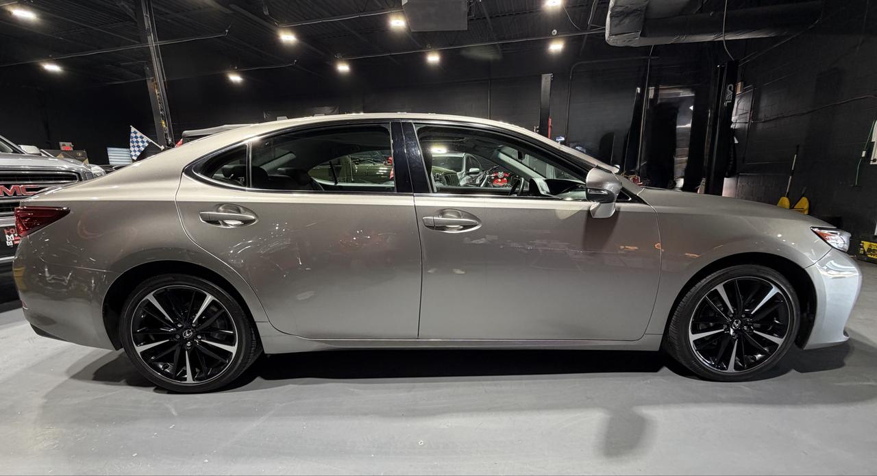2016 Lexus ES 350 LUXURY FWD Photo3