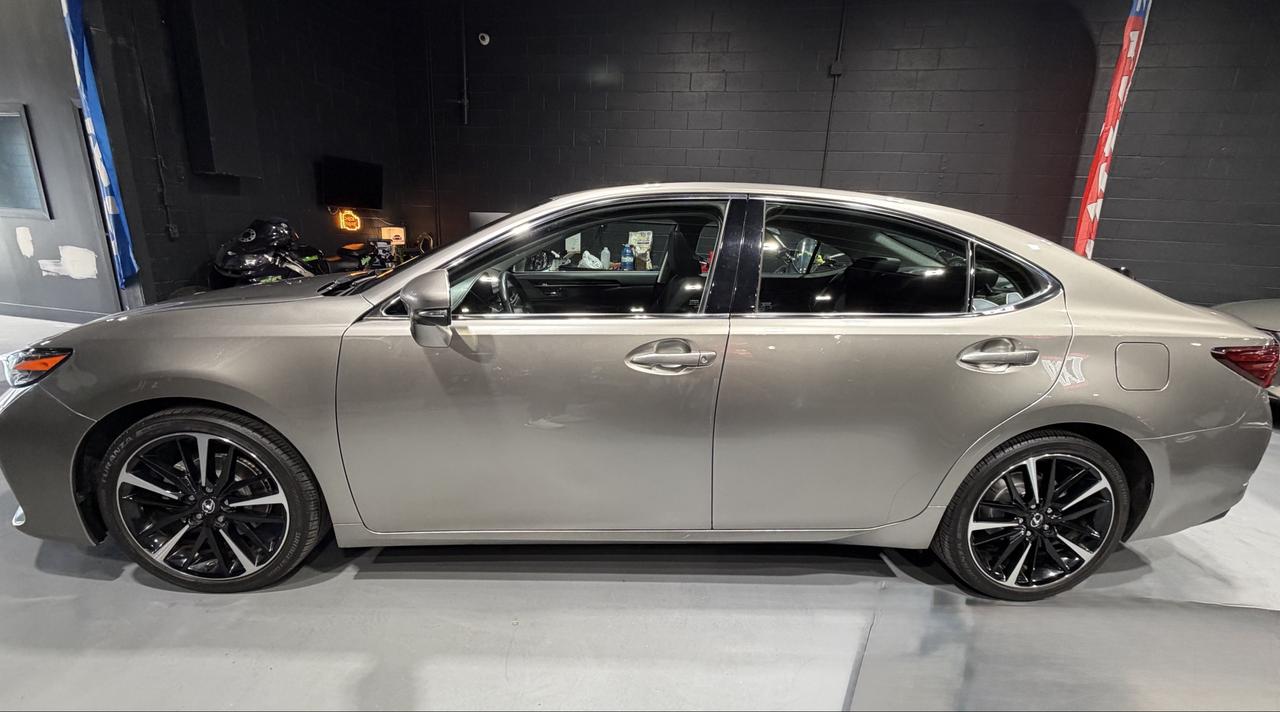 2016 Lexus ES 350 LUXURY FWD Photo