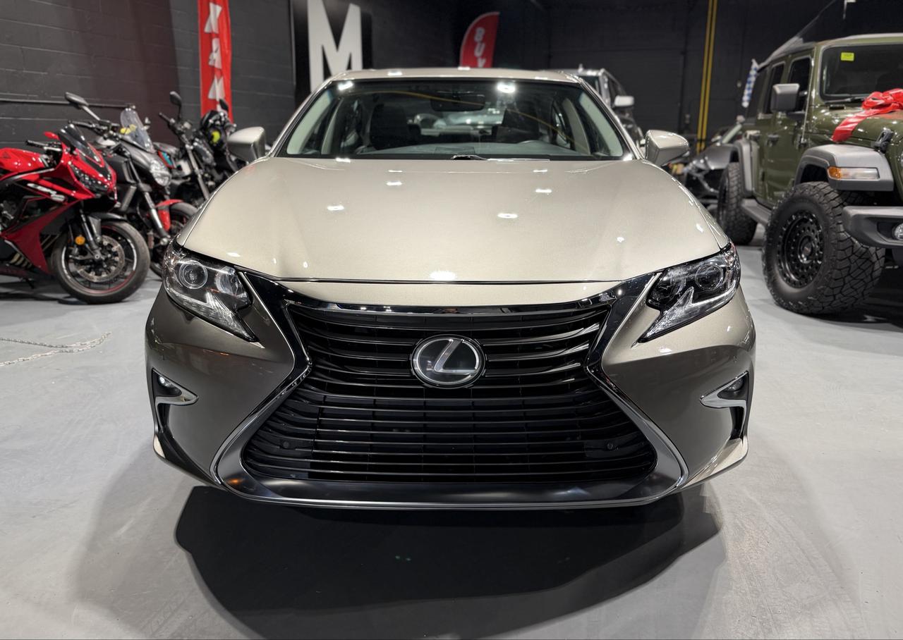 2016 Lexus ES 350 LUXURY FWD Photo