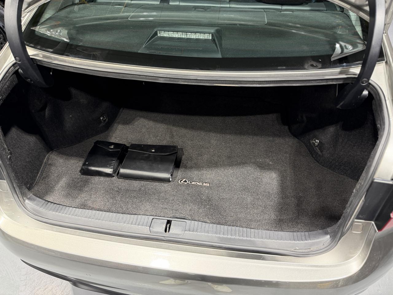2016 Lexus ES 350 LUXURY FWD - Photo #9