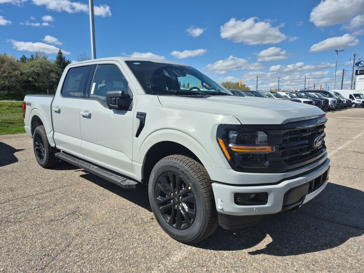 2026 Ford F-150 XLT, MOONROOF, BLACK PKG, 360 CAM, ADAPTIVE CRUISE Photo2
