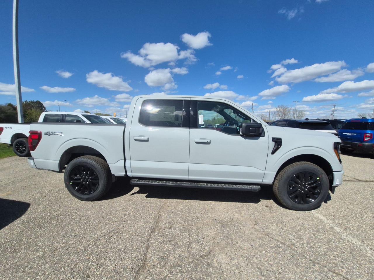 2026 Ford F-150 XLT, MOONROOF, BLACK PKG, 360 CAM, ADAPTIVE CRUISE Photo3