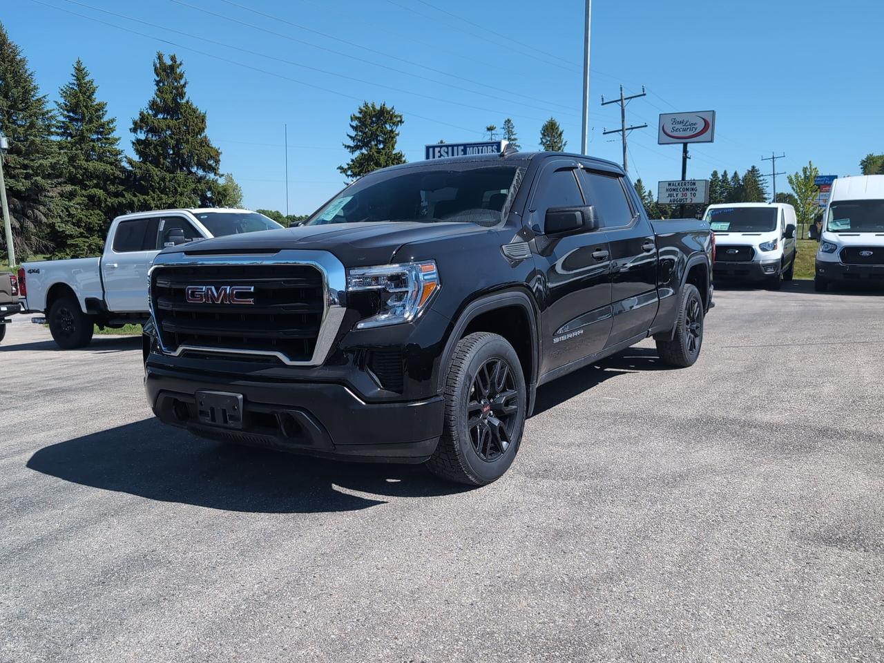 2020 GMC Sierra 1500 Crew Cab 4X4 Photo0