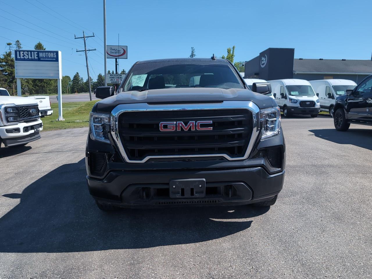 2020 GMC Sierra 1500 Crew Cab 4X4 Photo1