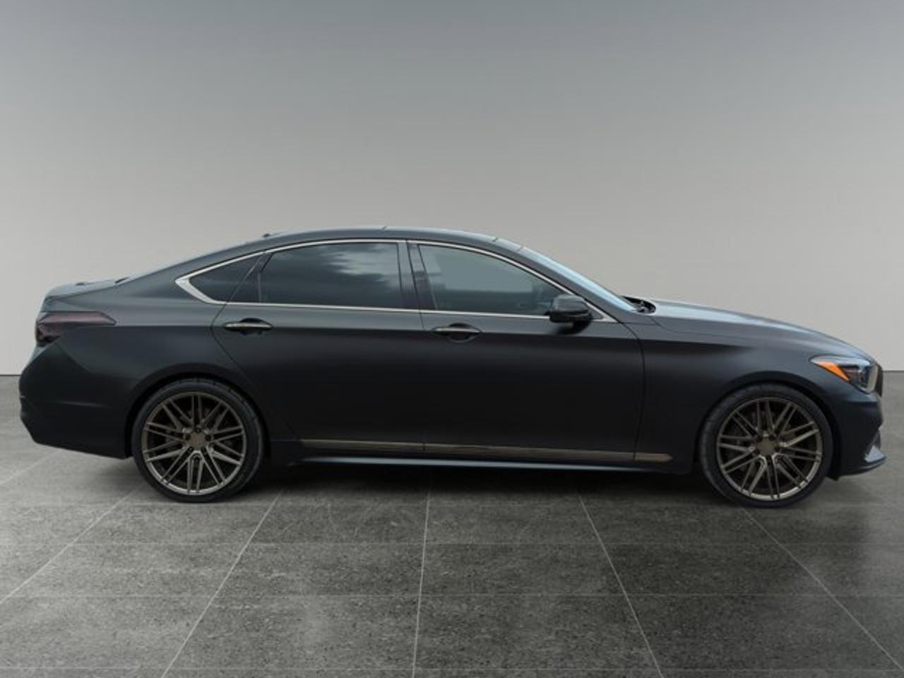 2018 Genesis G80 3.3T Sport Photo