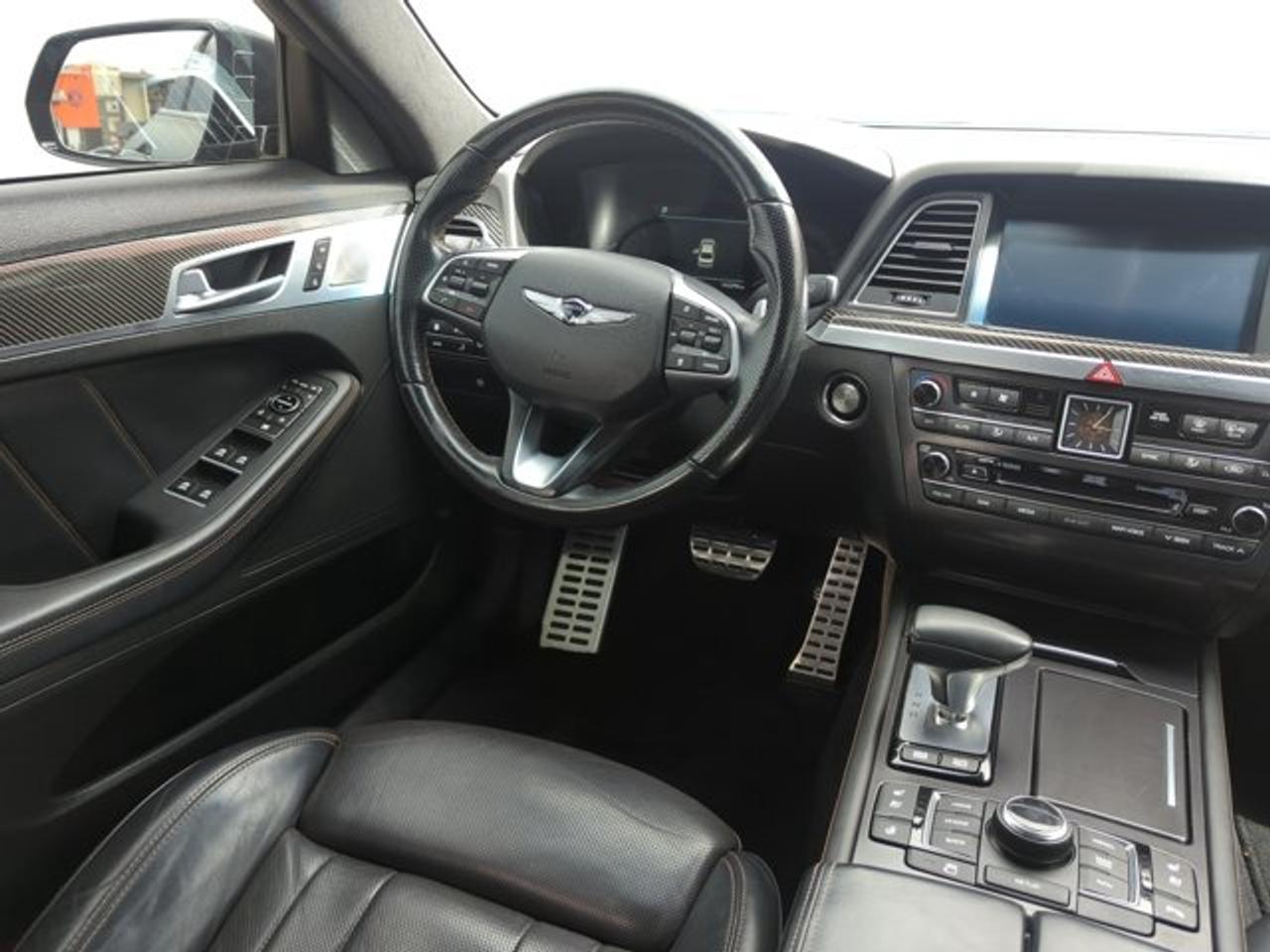 2018 Genesis G80 3.3T Sport Photo