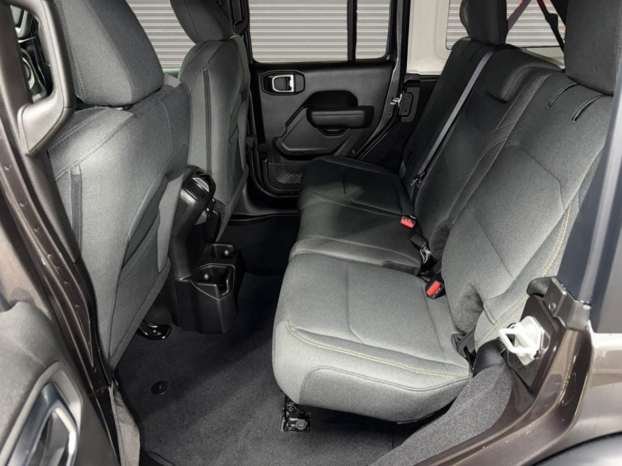 2025 Jeep Wrangler Willys 4 Door 4x4 Photo