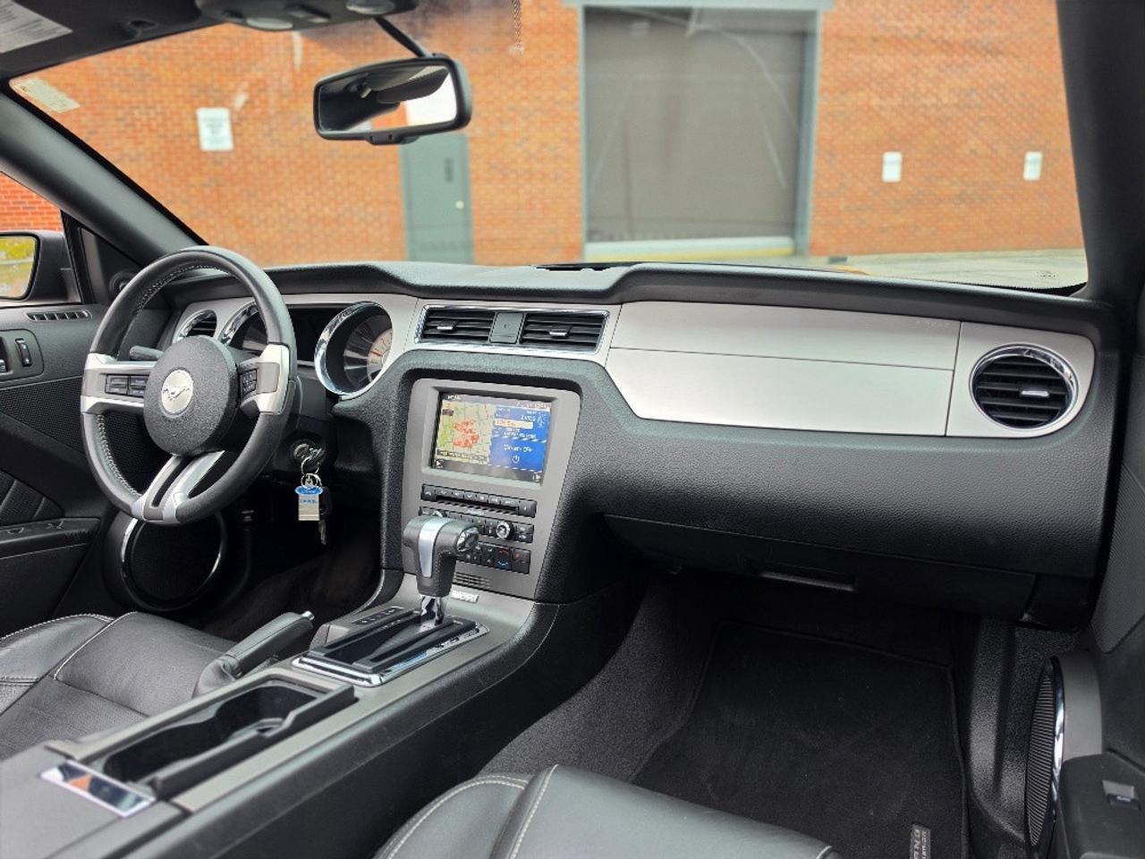 2012 Ford Mustang CLUB OF AMERICA CONVERTIBLE PREMIUM Photo
