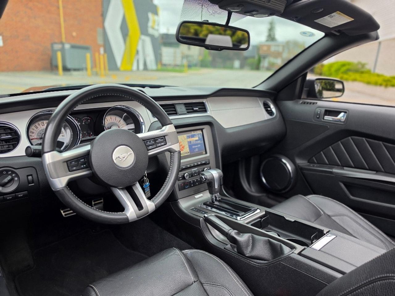 2012 Ford Mustang CLUB OF AMERICA CONVERTIBLE PREMIUM Photo