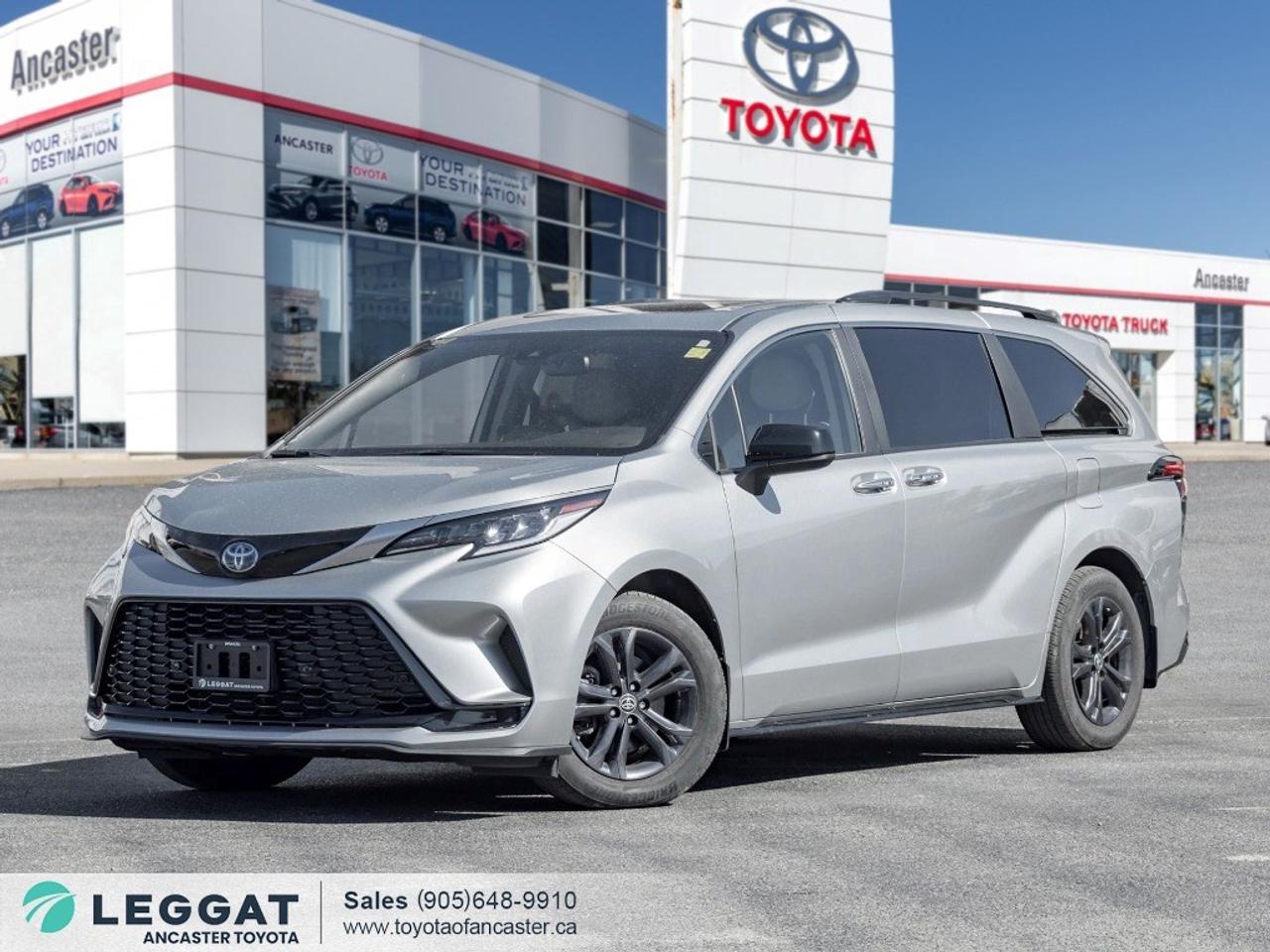 2024 Toyota Sienna XSE 7-Passenger AWD Photo0