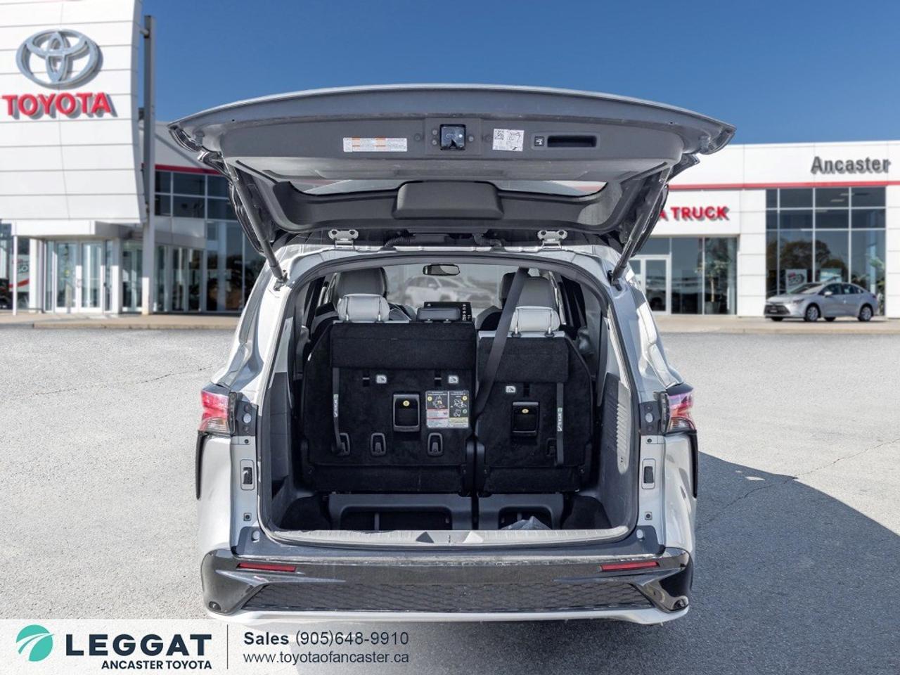 2024 Toyota Sienna XSE 7-Passenger AWD Photo