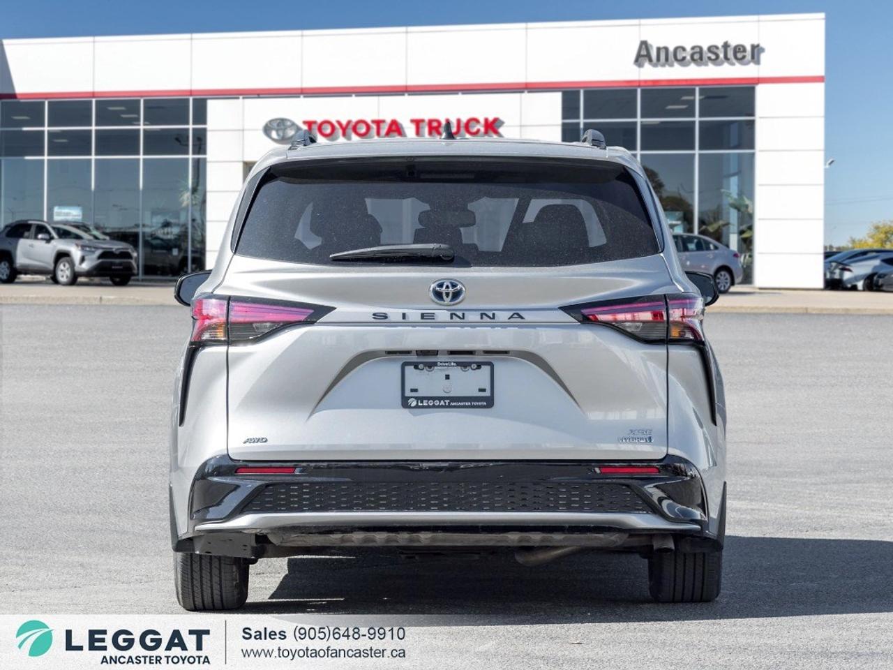 2024 Toyota Sienna XSE 7-Passenger AWD Photo