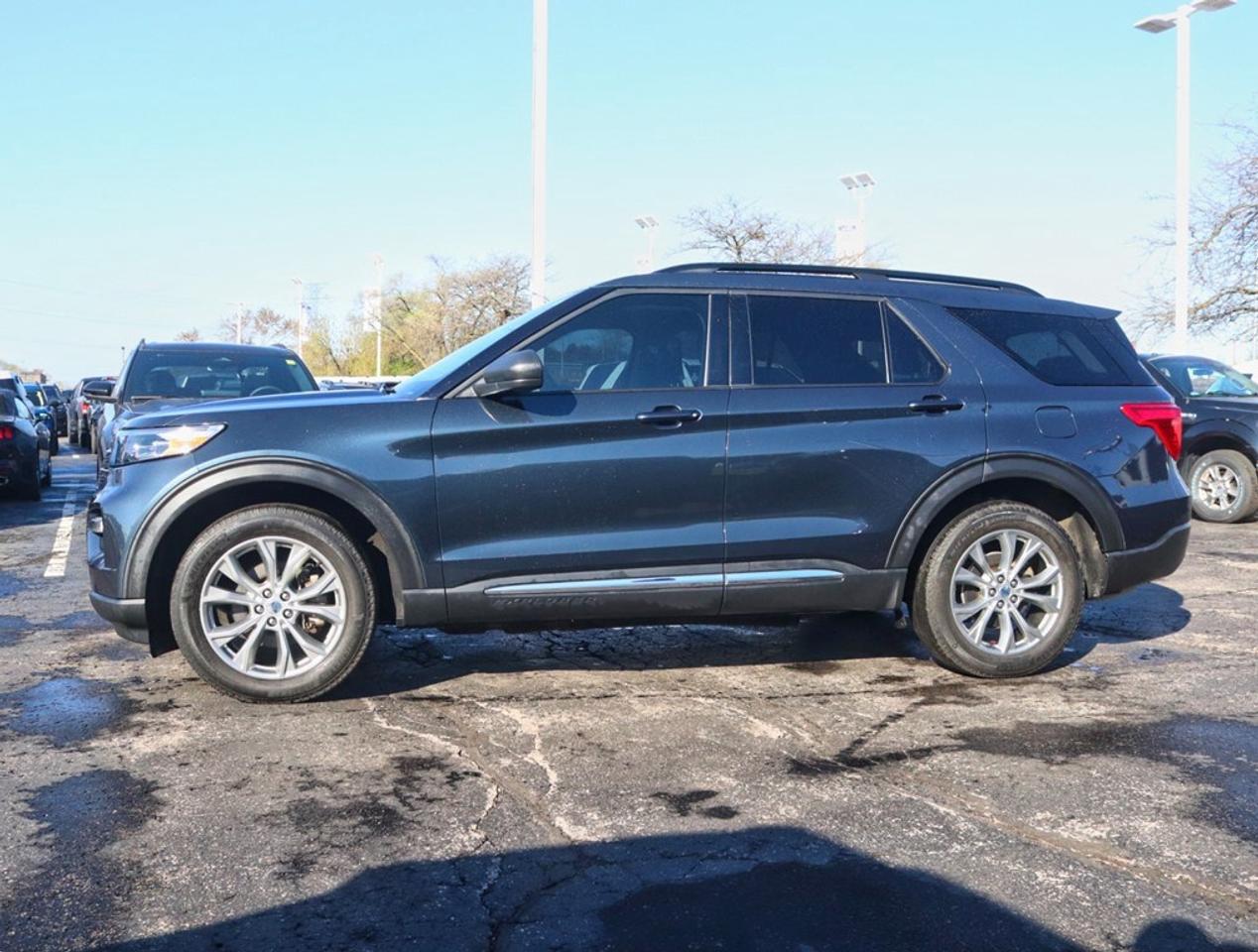2024 Ford Explorer XLT | 4WD | ROOF | NAV | TOW | PREM 20s Photo4