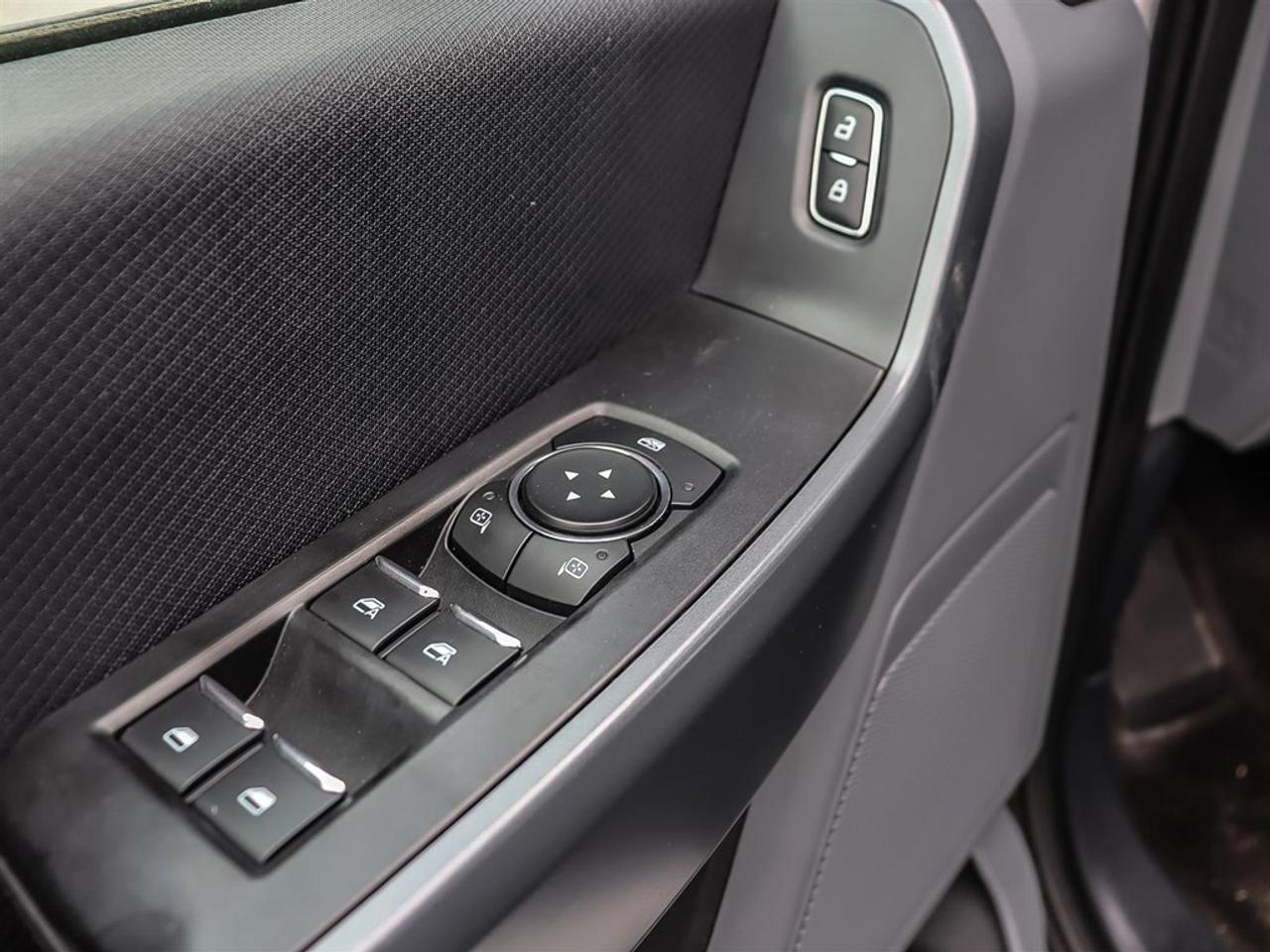 2022 Ford F-150 XLT 4WD SuperCrew 5.5' Box Photo