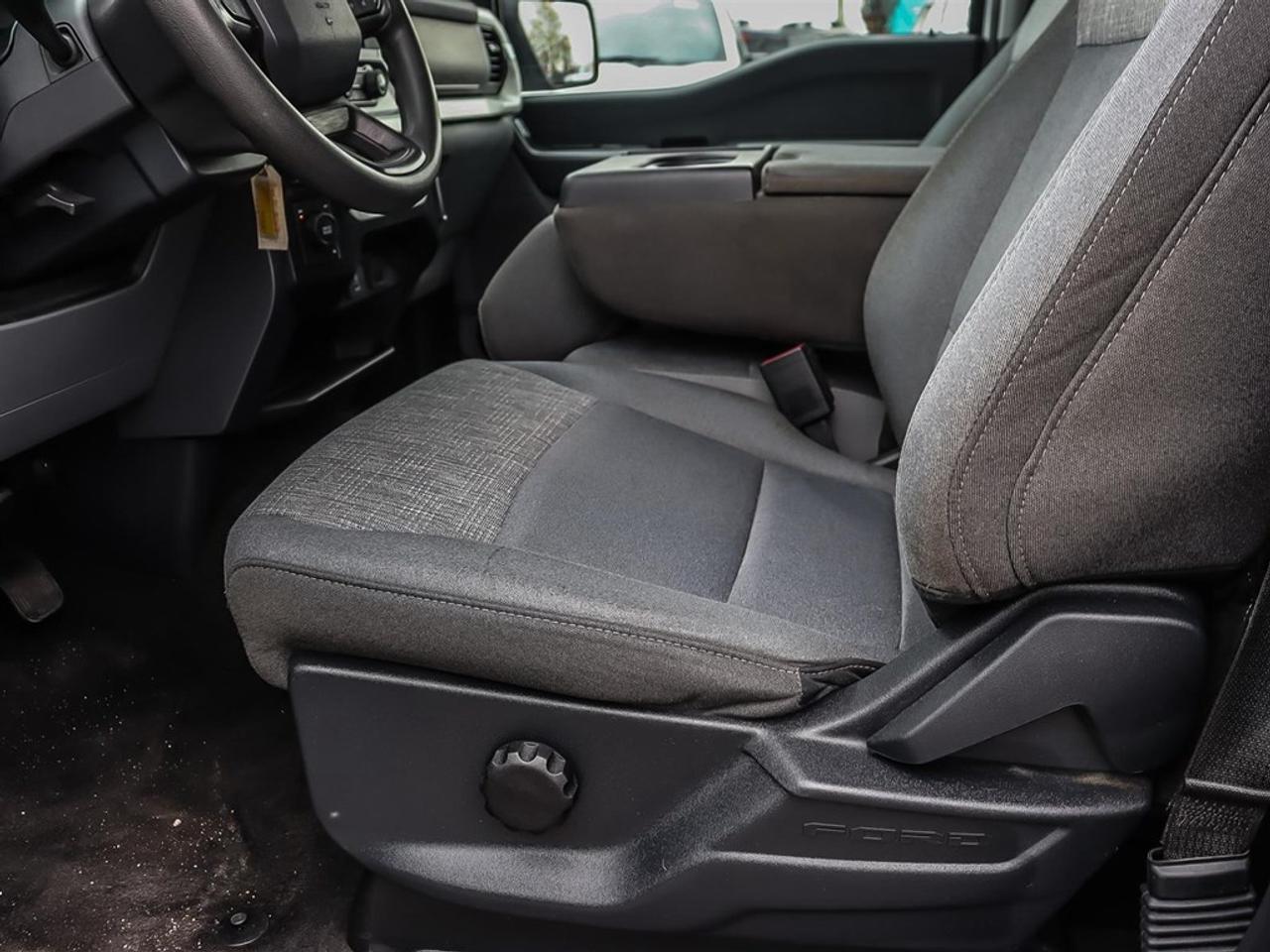 2022 Ford F-150 XLT 4WD SuperCrew 5.5' Box Photo