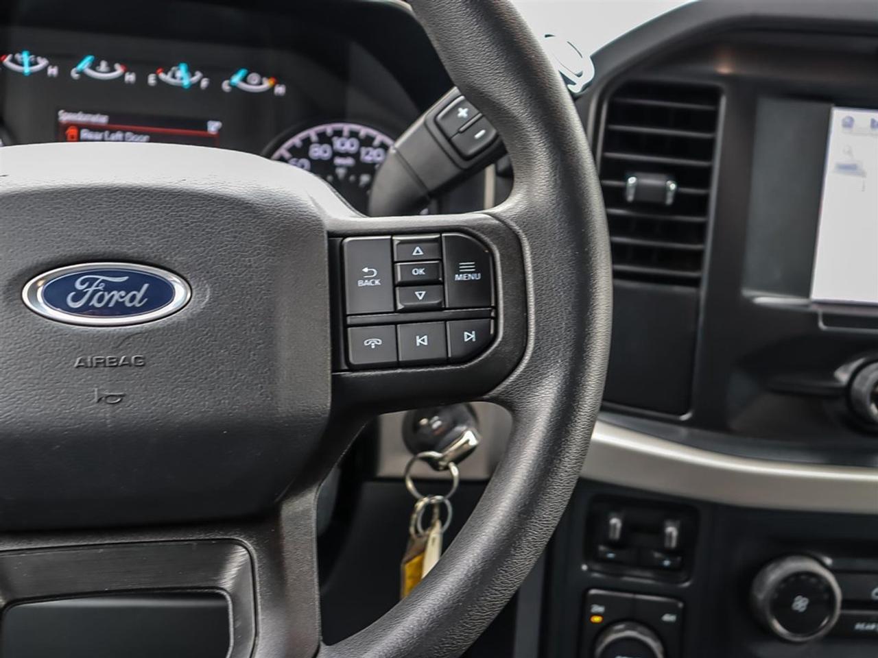 2022 Ford F-150 XLT 4WD SuperCrew 5.5' Box Photo