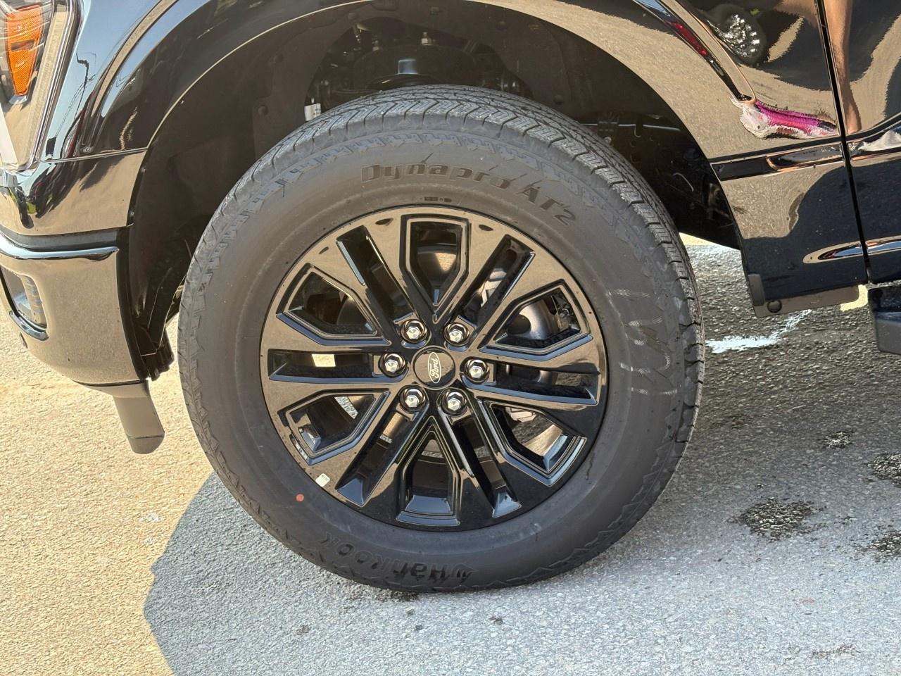 2026 Ford F-150 Lariat 4WD SuperCrew 5.5' Box Photo