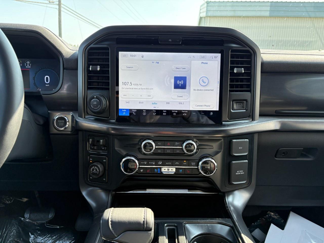 2026 Ford F-150 Lariat 4WD SuperCrew 5.5' Box Photo