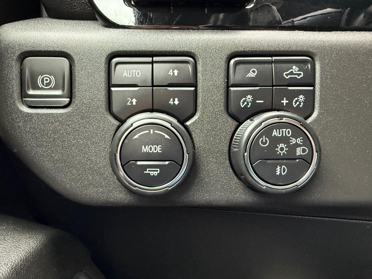 2023 Chevrolet Silverado 1500 LTZ HUD! Leather! Cooled Seats! Photo