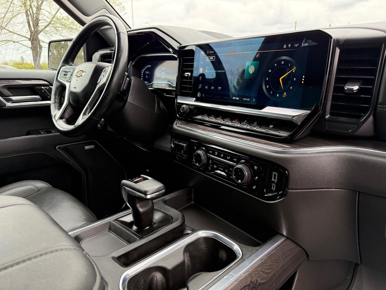 2023 Chevrolet Silverado 1500 LTZ HUD! Leather! Cooled Seats! Photo