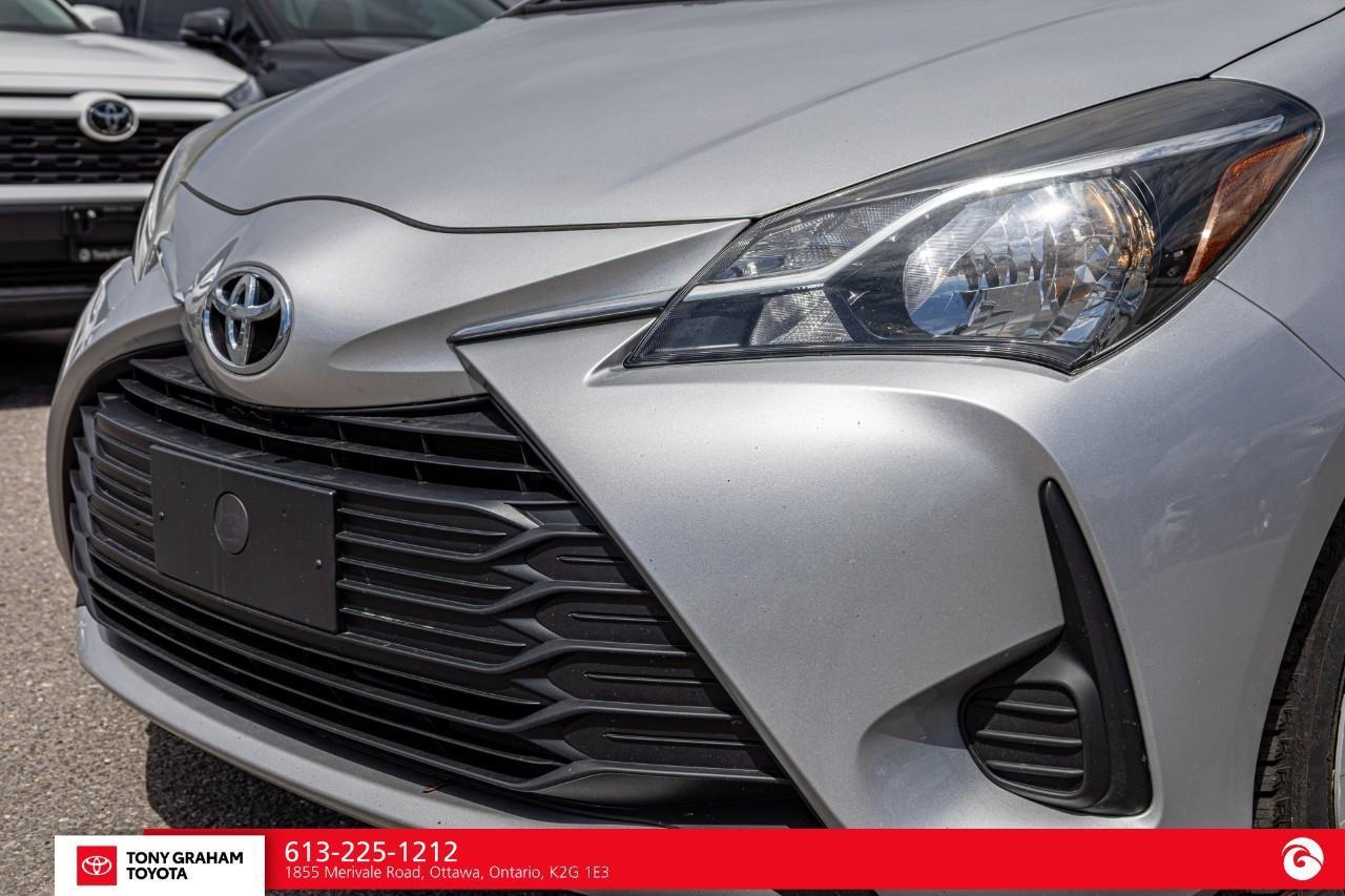 2019 Toyota Yaris LE Photo