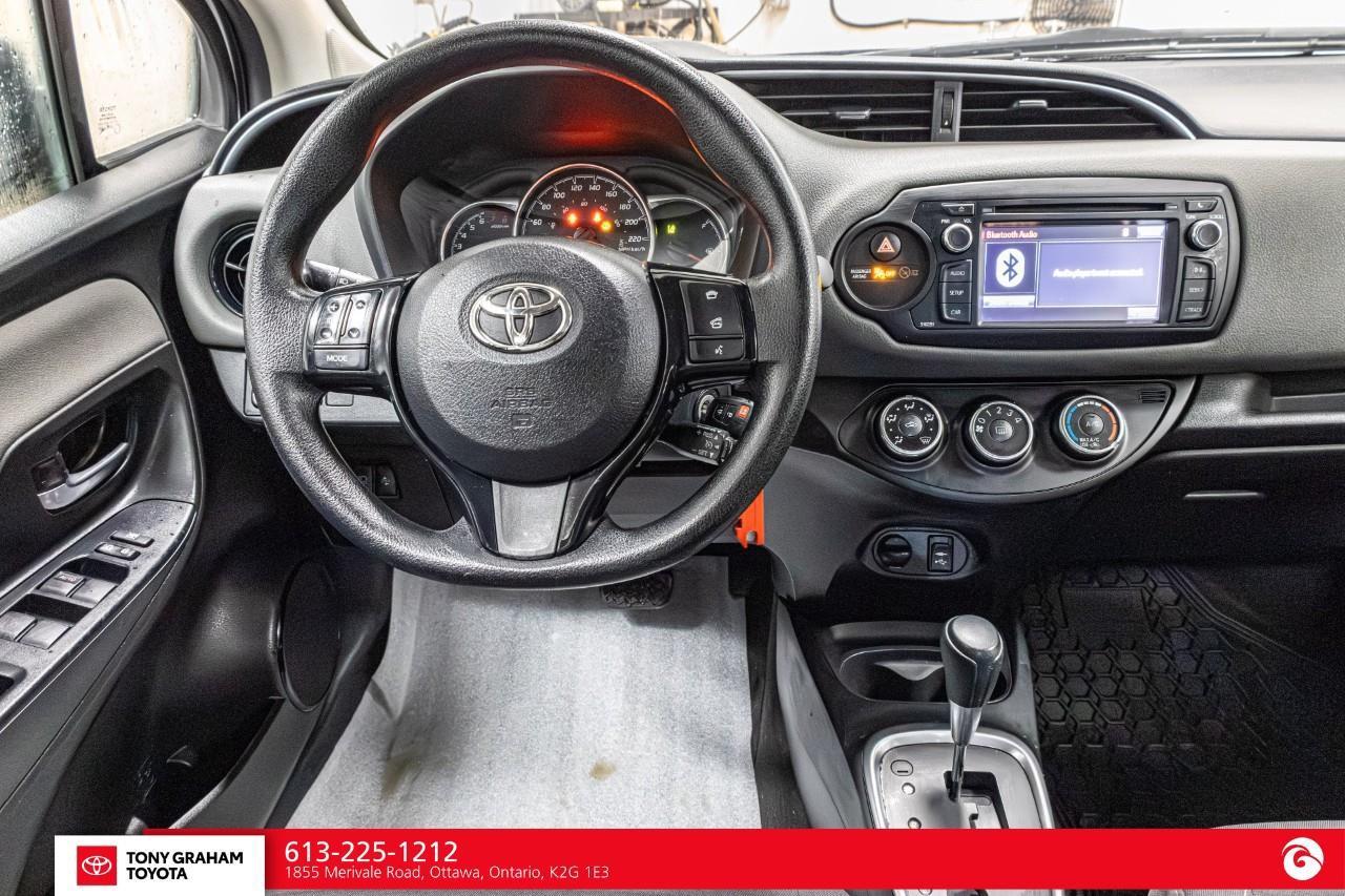 2019 Toyota Yaris LE Photo