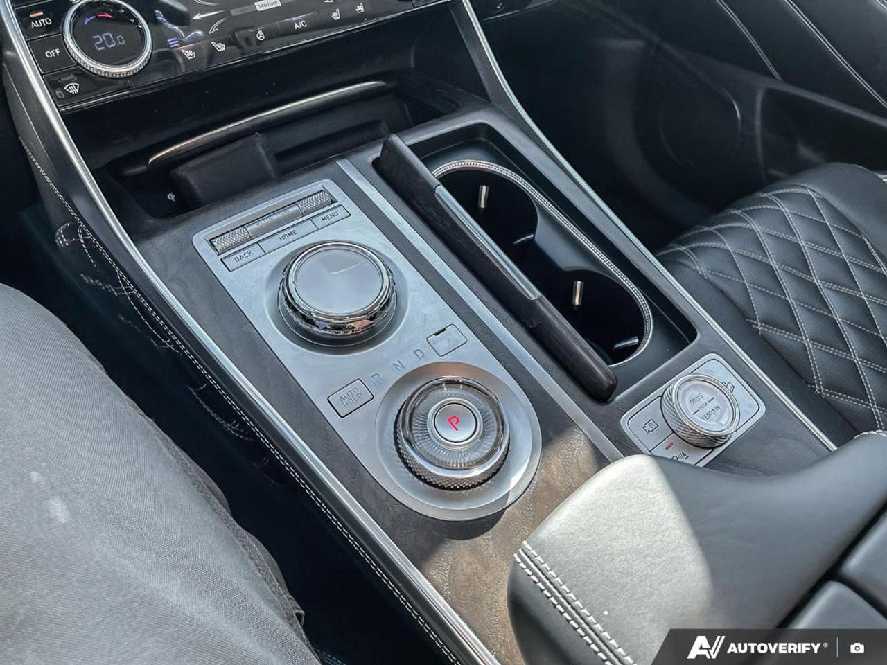 2024 Genesis GV80 3.5T Prestige 5P MOONROOF | HEADS-UP DISPLAY | ONE OWNER Photo