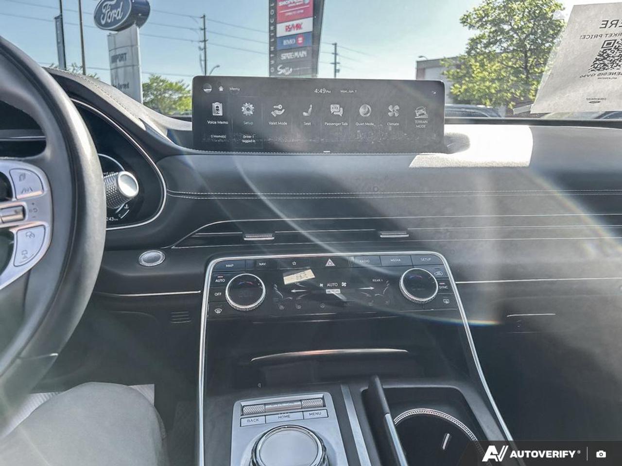 2024 Genesis GV80 3.5T Prestige 5P MOONROOF | HEADS-UP DISPLAY | ONE OWNER Photo