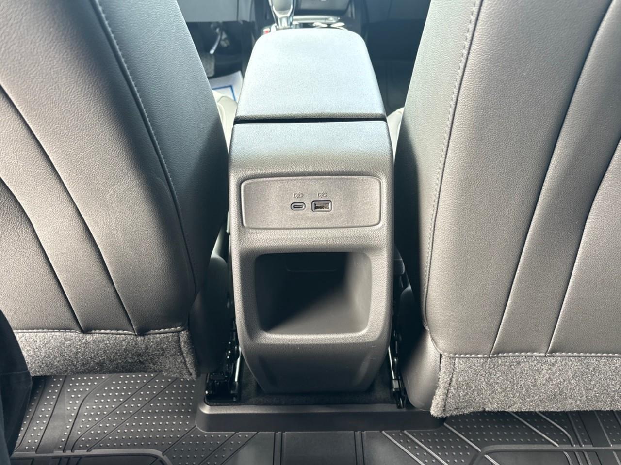 2026 Chevrolet Trax LT New Small 5 Passenger FWD SUV with a Sunroof, Heated Front Seats, Heated Steering Wheel and an 11 Diagonal Touchscreen Radio with Wireless Apple Carplay/Android Auto Photo