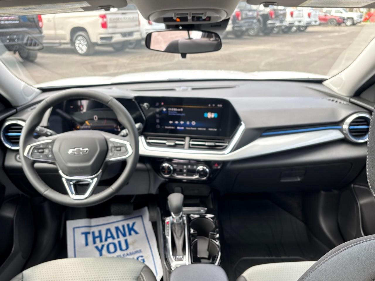 2026 Chevrolet Trax LT New Small 5 Passenger FWD SUV with a Sunroof, Heated Front Seats, Heated Steering Wheel and an 11 Diagonal Touchscreen Radio with Wireless Apple Carplay/Android Auto Photo