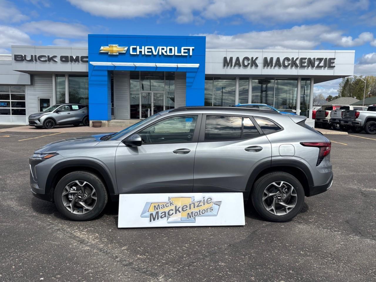 2026 Chevrolet Trax LT New Small 5 Passenger FWD SUV with Heated Front Seats, Heated Steering Wheel and an 11 Diagonal Touchscreen Radio with Wireless Apple Carplay/Android Auto Photo