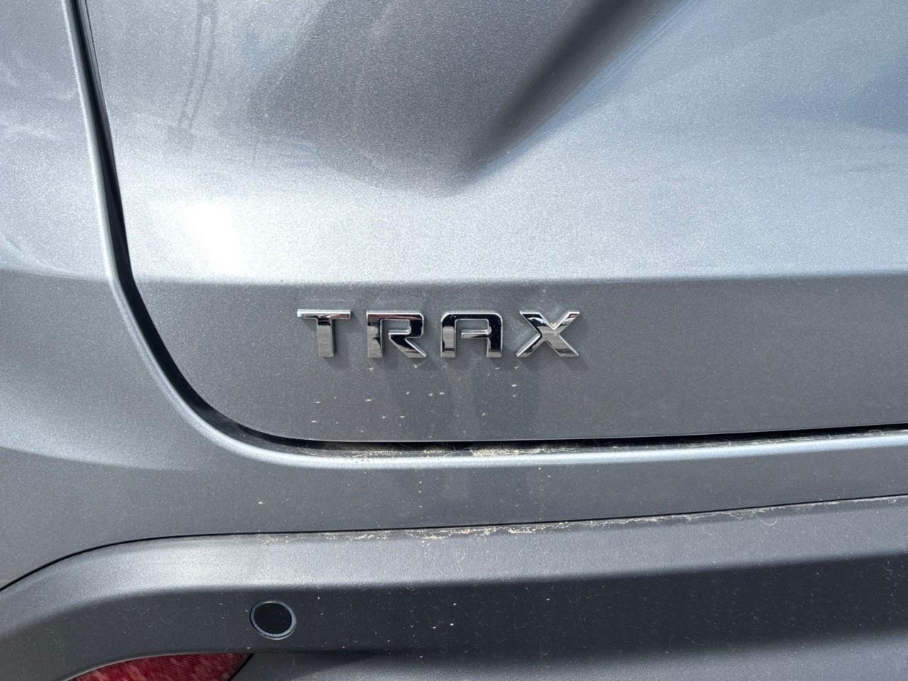 2026 Chevrolet Trax LT New Small 5 Passenger FWD SUV with Heated Front Seats, Heated Steering Wheel and an 11 Diagonal Touchscreen Radio with Wireless Apple Carplay/Android Auto Photo