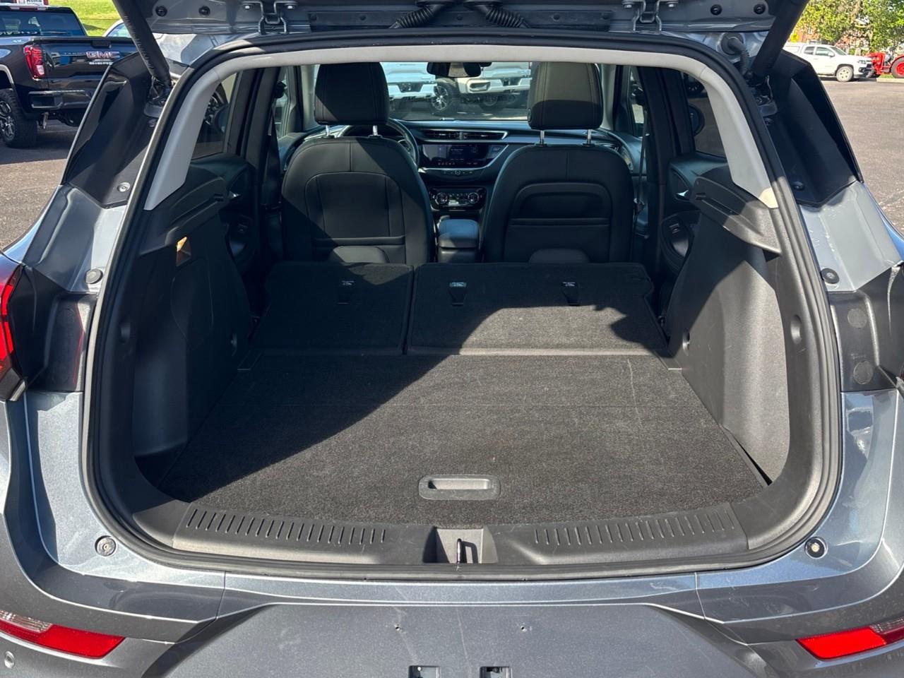 2022 Buick Encore GX Select Used Low Kilometer 5 Passenger Small AWD SUV with Photo