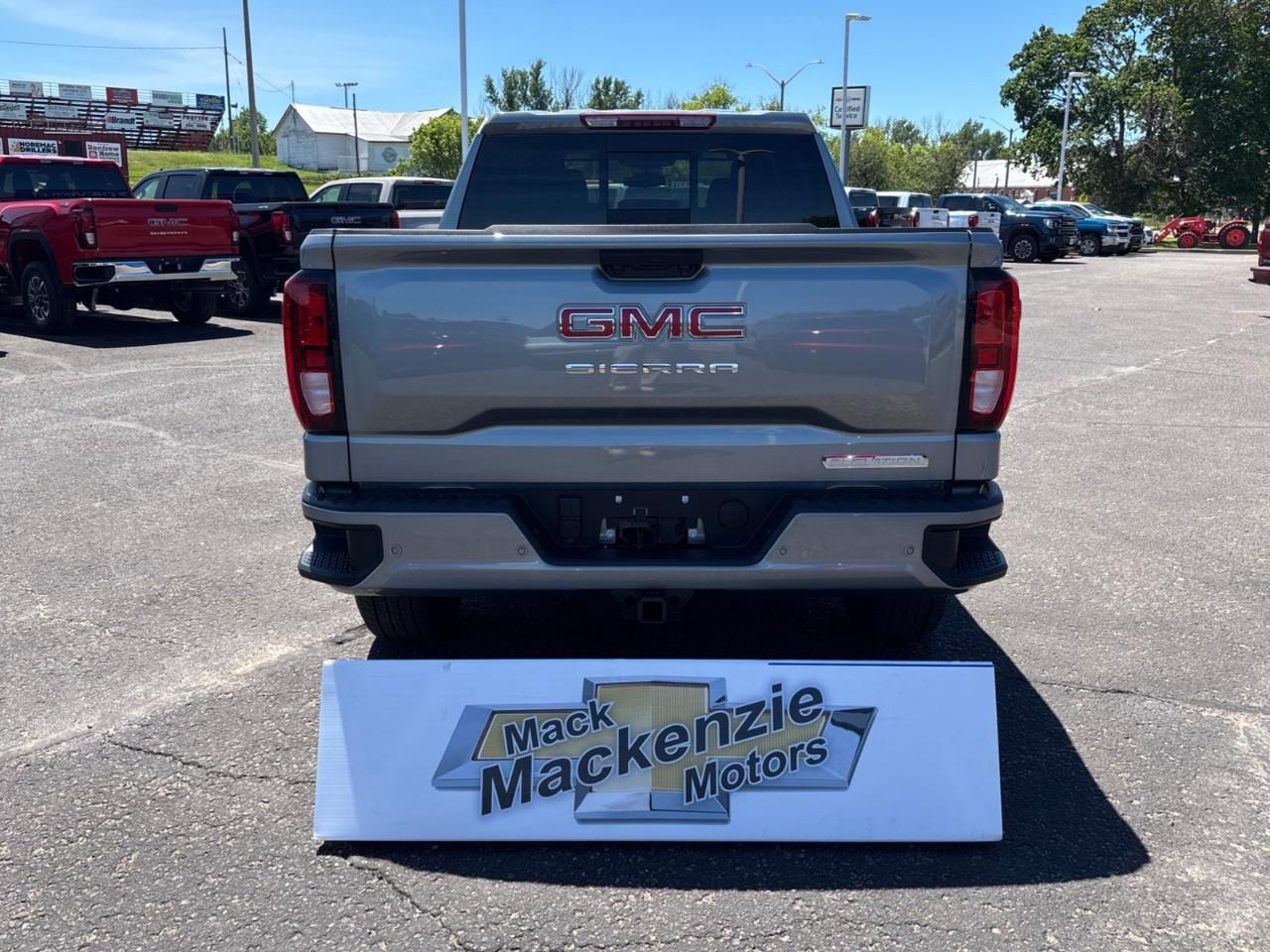 2026 GMC Sierra 1500 ELEVATION Photo