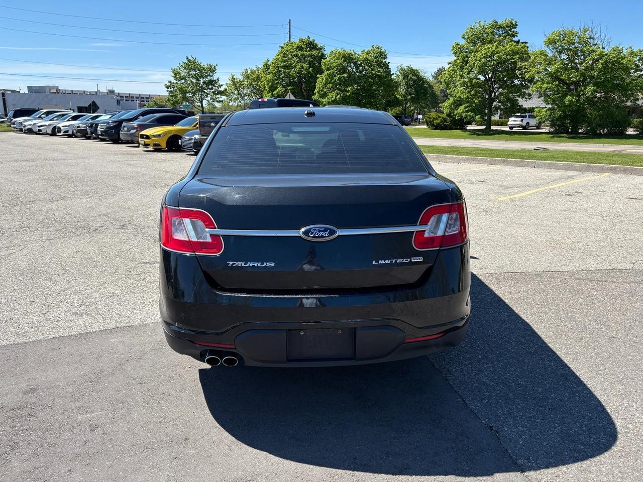 2010 Ford Taurus Limited LEATHER SEATS|V6|LIMITED TECHNOLOGY PK|PWR MOONROOF Photo